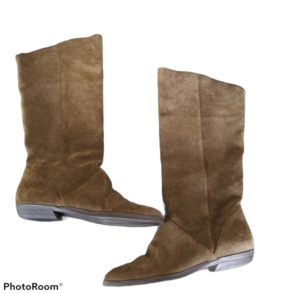 (6½) Nine West Mossy Green Suede Boot